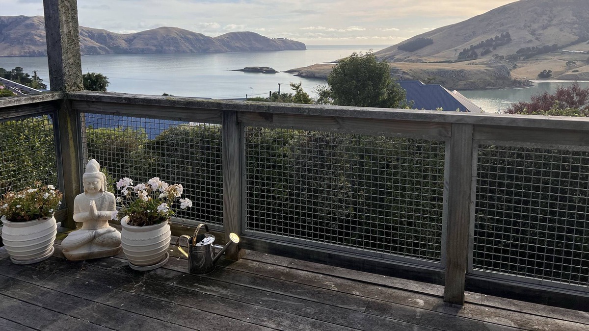 Diamond Harbour Apartment | 1 Bedroom Peaceful Space used for Wellness Retreats