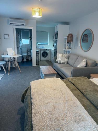 Glenorchy Apartment | #1 Glenorchy Alpine DELUXE Suite