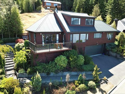 Hanmer Springs House | 12 Oregon Heights