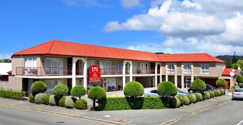 Blenheim Hotel | 171 On High Motel