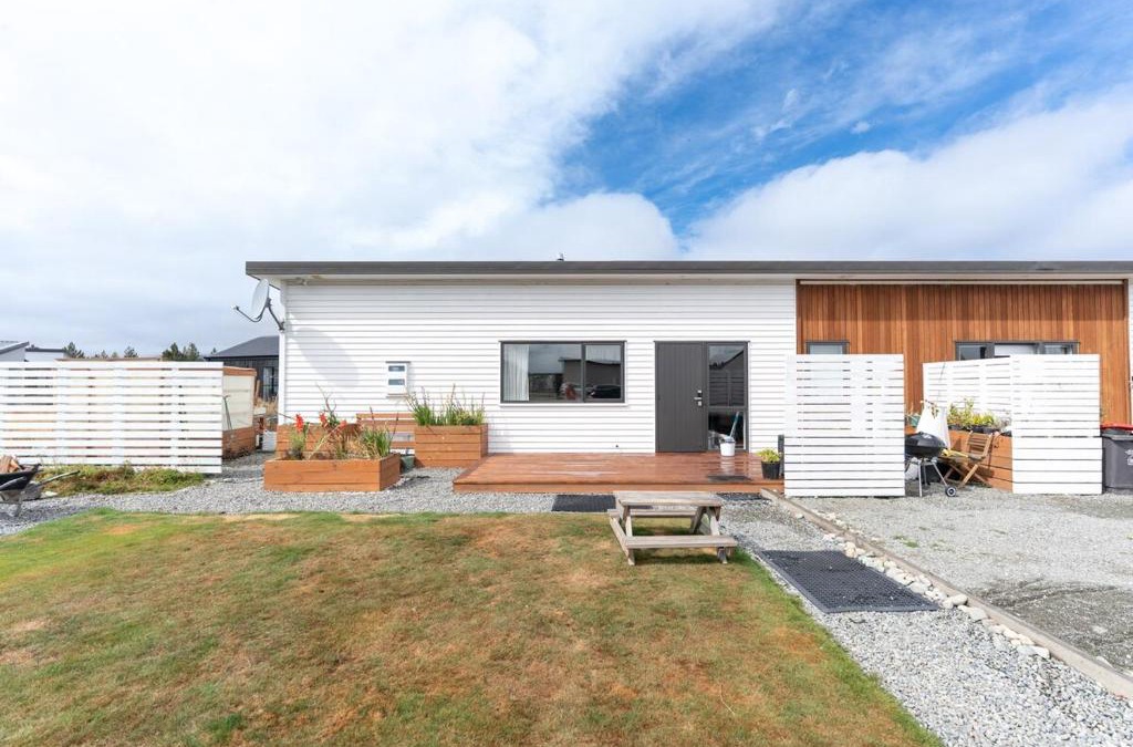 Lake Tekapo House | 18Rodman - Newley Furnished Home, Unit and Studio
