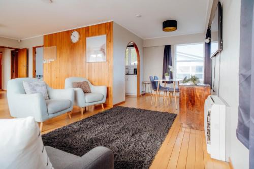 Rotorua House | 3 Bedroom House Rotorua Fully Fenced & Secure