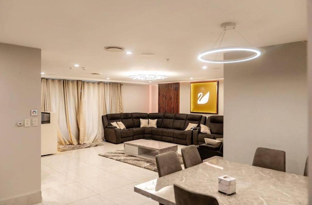 Sandringham Apartment | 3 Bedroom Luxury Apartment with free parking