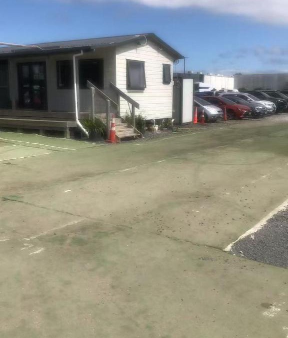 Mangere House | 3 Bunk Beds and 1 Sofa Bed, guest room