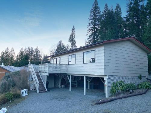 Hanmer Springs House | 32 Alpine Ave
