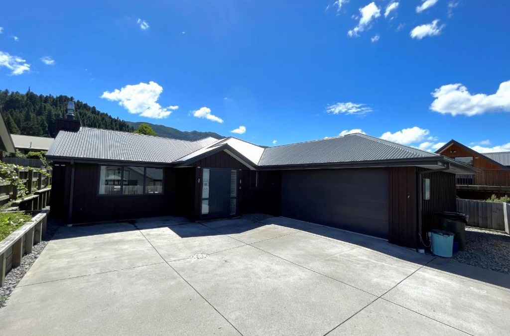 Hanmer Springs House | 32 Rutherford Crescent