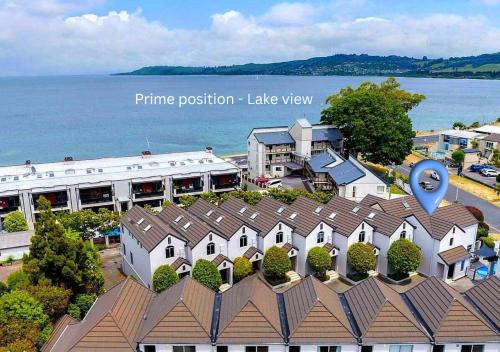 Taupo House | 3BR with views, close to lake and town