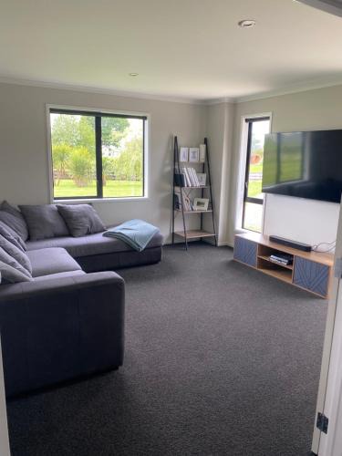 Kihikihi House | 4 Bedroom accommodation- sleeps 8