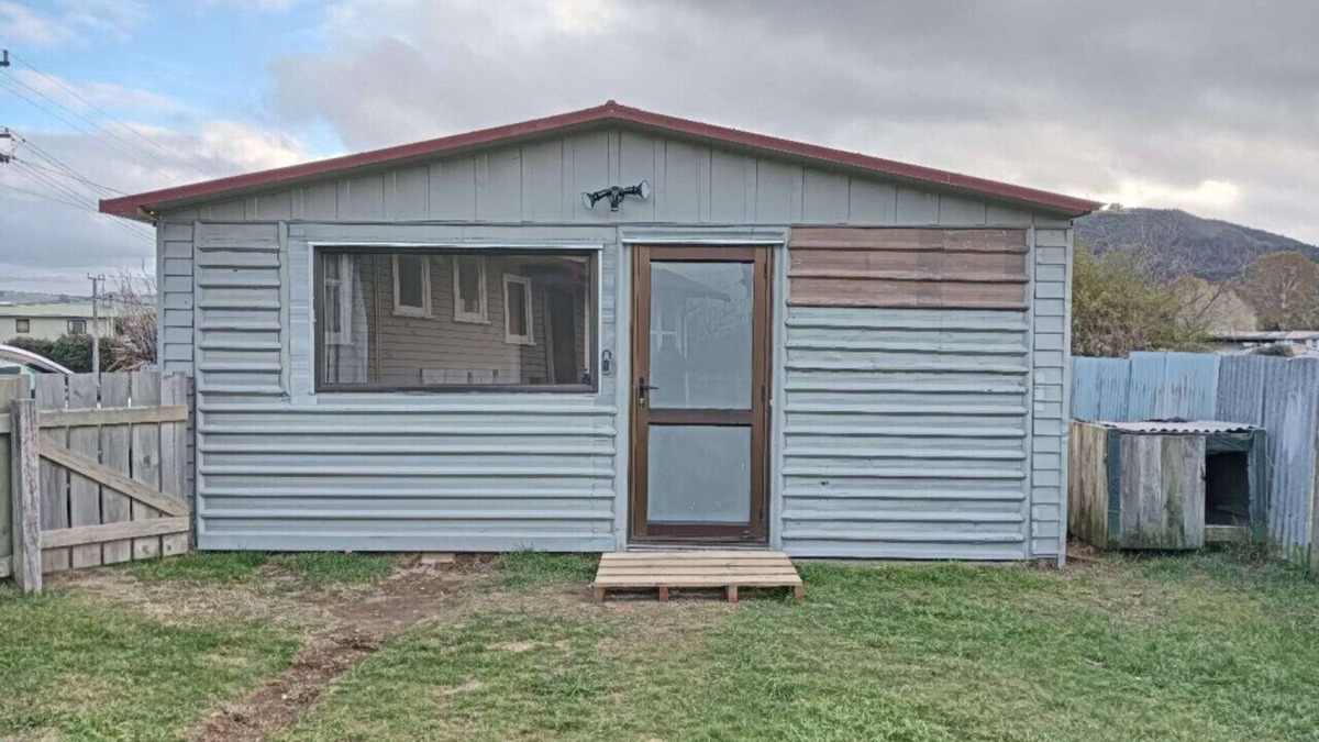 Kawaha Point House | 4 double and 2 Sofa Beds chalet