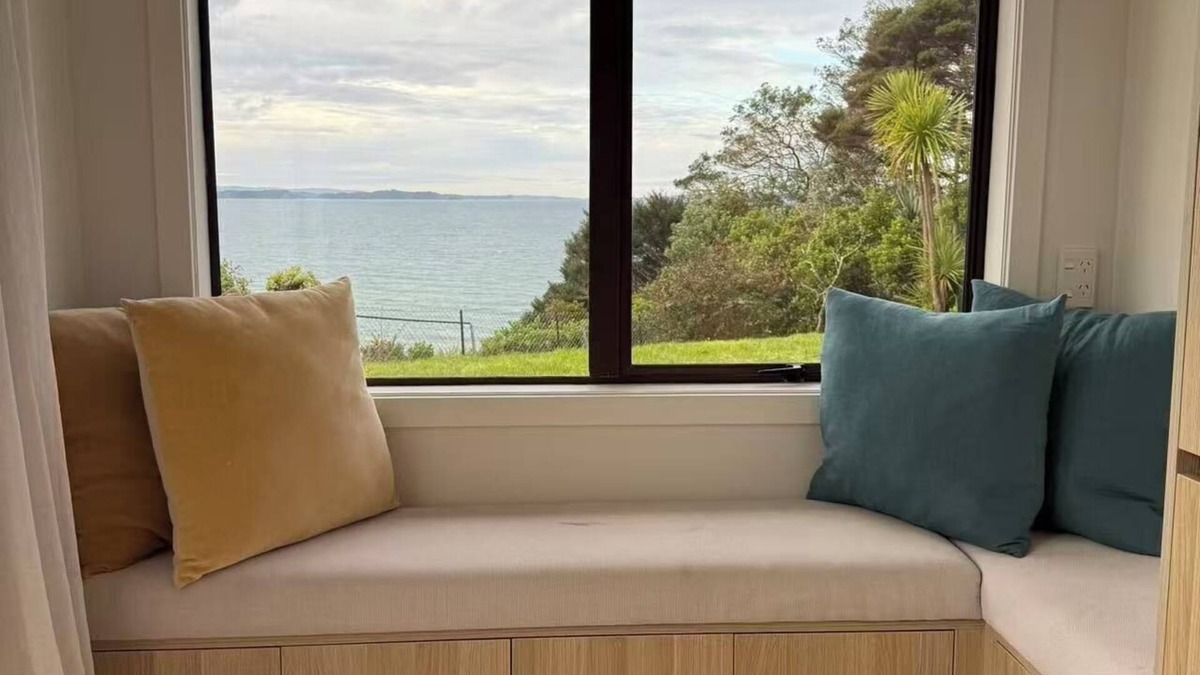 Stanmore Bay House | 49 Cliff Retreat