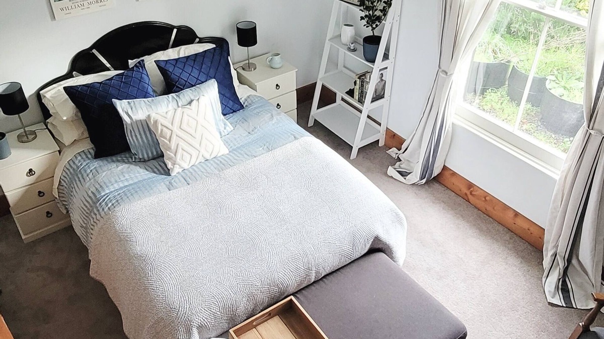 Solway House | A charming 4-bedroom home! Just steps away from cozy cafes and local shops.
