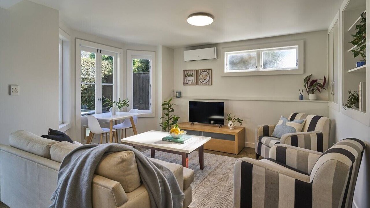 Ponsonby Villa | A Real Ponsonby Treat — Two Bedrooms, Parking