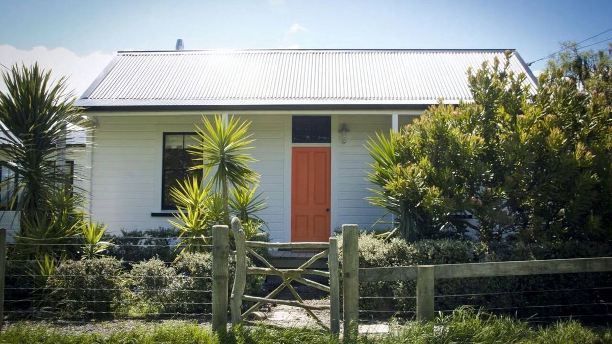 Martinborough House | A short walk to the square - set in an Olive grove. Sleeps 6