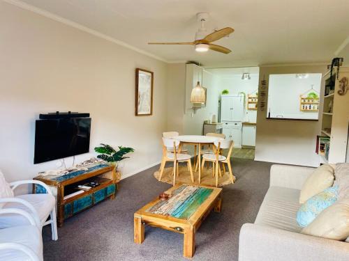 Picton Apartment | A Stone's Throw