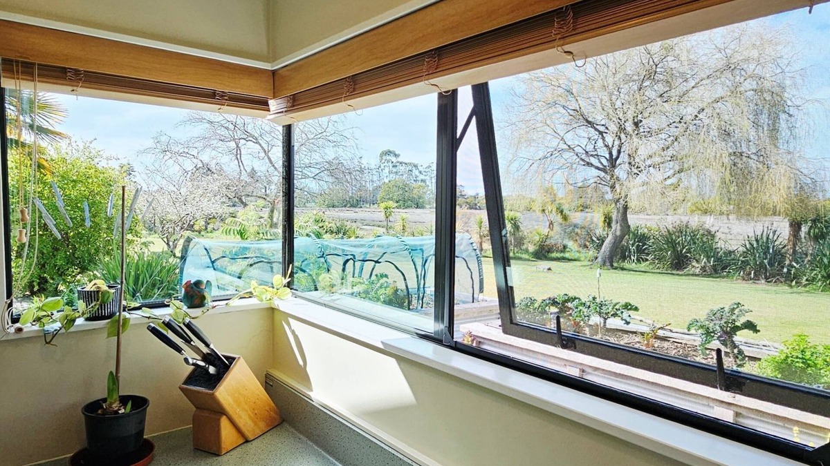 Mapua House | A stunning large family home, perfect for two families travelling together, space for everyone.