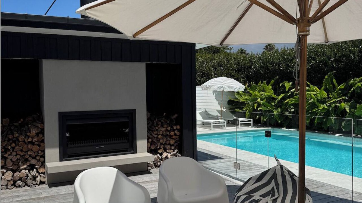 Point Wells House | A tranquil Matakana sanctuary with pool, just 5 minutes from the beach & village