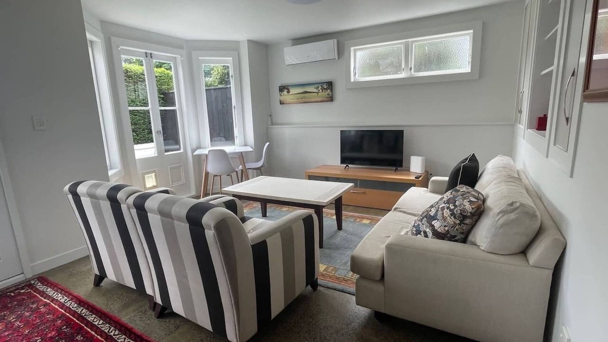 Ponsonby Apartment | A Warm Ponsonby Retreat — Two Bedrooms, Parking
