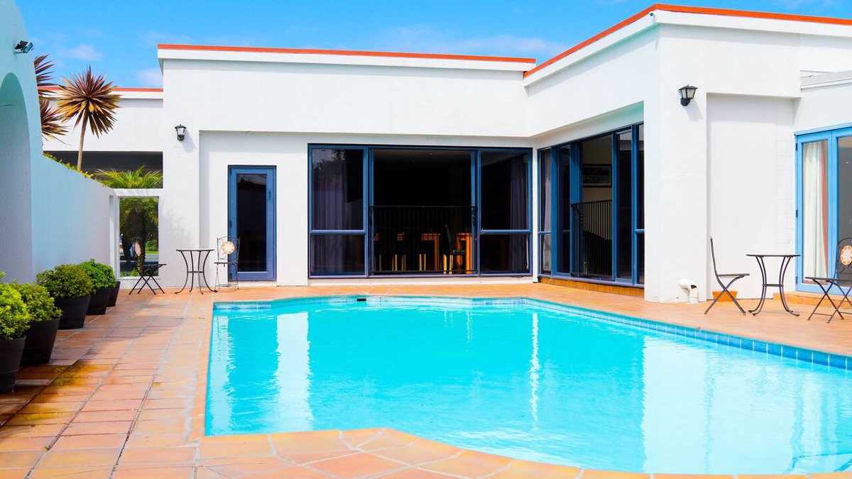Hamilton North Hotel | Aaron Court Motor Inn