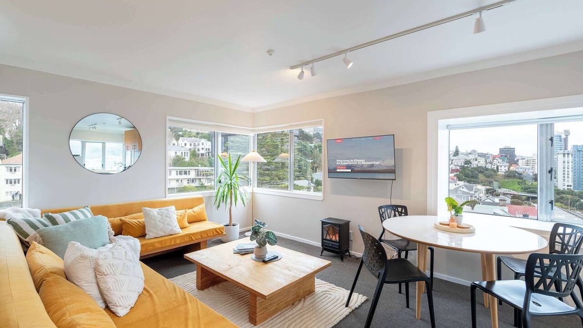 Te Aro Apartment | Abel St Central | 2BR | City Views + Laundry