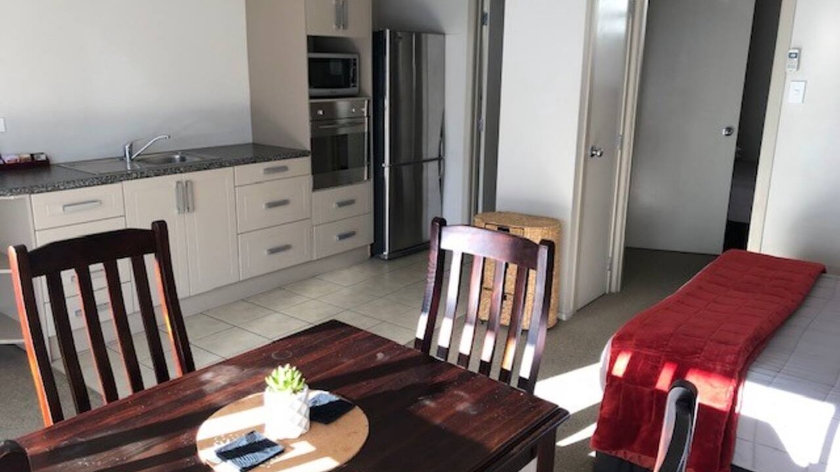 Taupo Hotel | Absolute Lakeview Motel