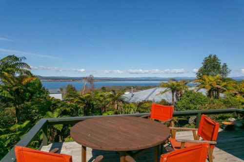 Acacia Bay House | Acacia Bay Retreat - Charming 3BR Retreat With Fireplace and Views