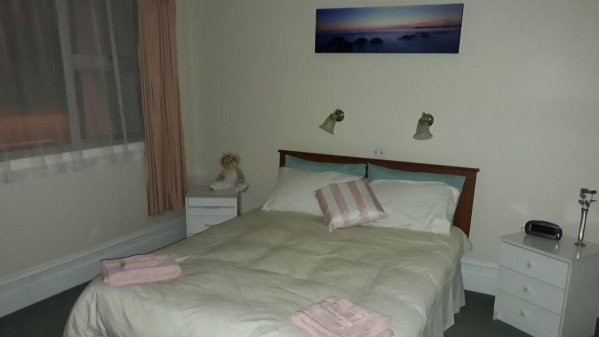 Ahuriri House | Ahuriri Beach Front with stunning sea views