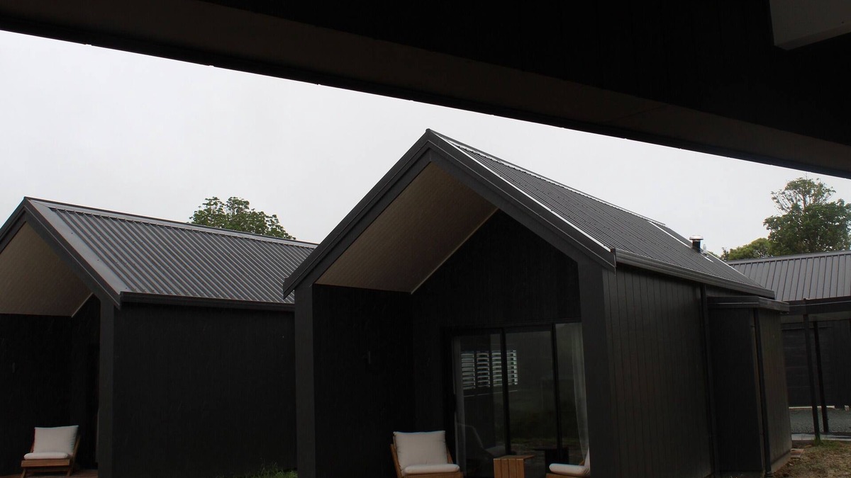 Waipu Cabin | Ahuru House a touch of Luxury - Kereu Room