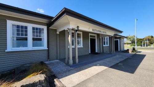 Pirongia Hotel | Alexandra Hotel