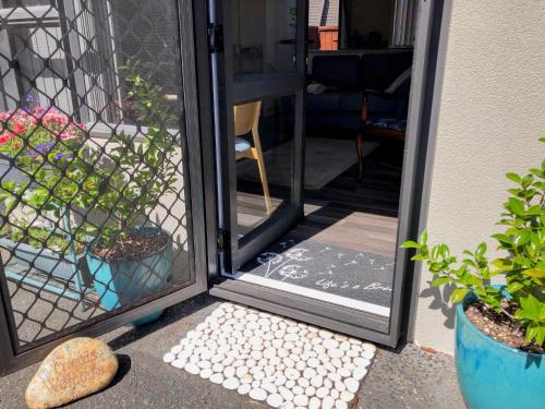 Nukuhau Apartment | Almost Country