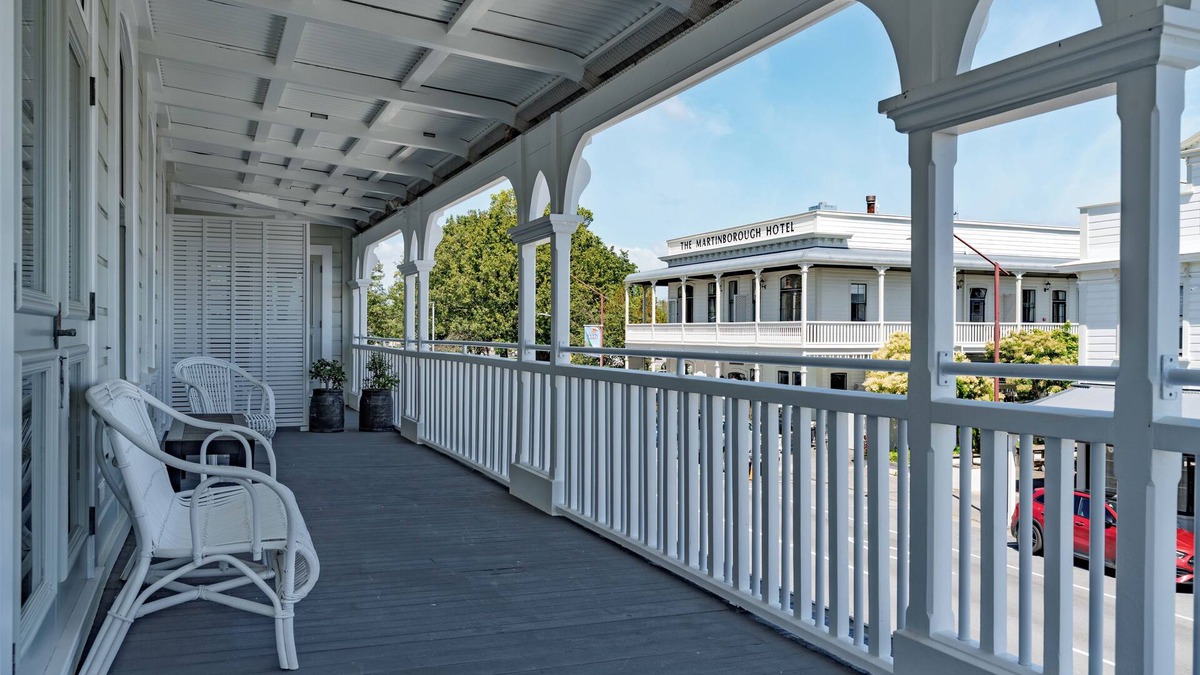 Martinborough Apartment | Altitude Apartment , 2 bedroom apartment in the heart of Martinborough