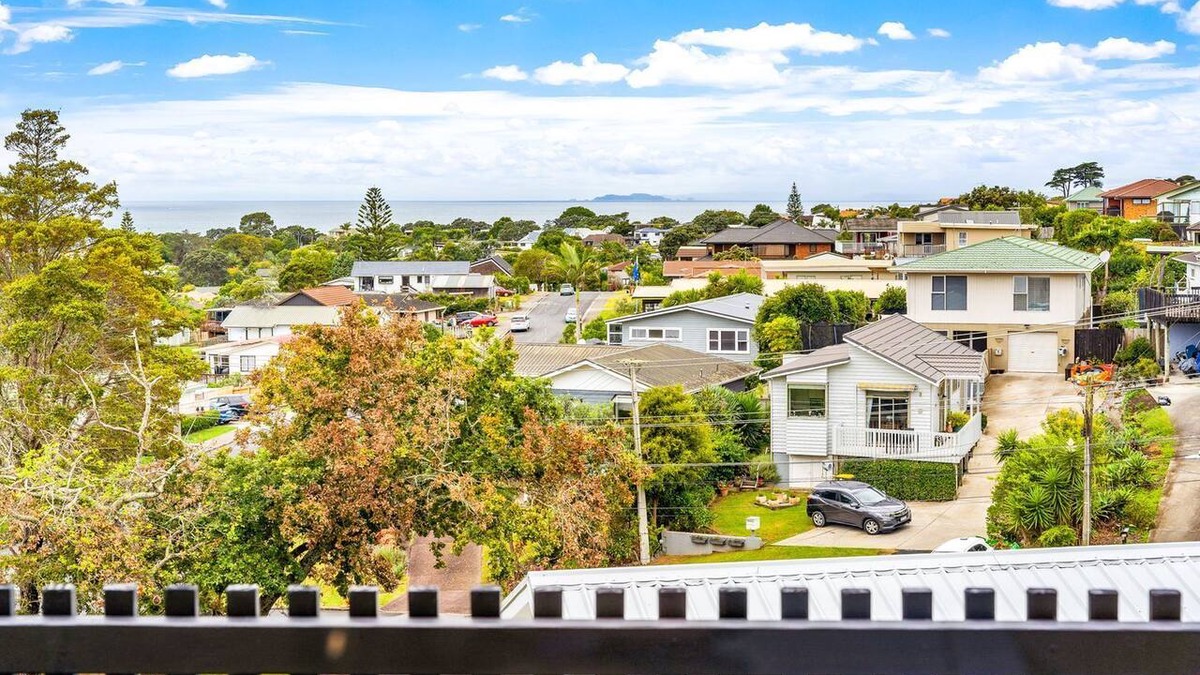 Manly House | Amazing Family Location with Sea Views