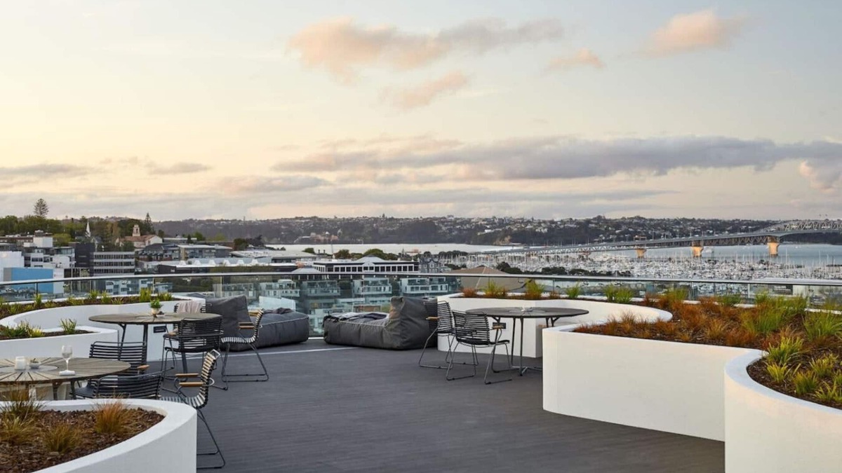 Auckland Central Business District Apartment | Amazing Grace Apartment with Heatpump and Carpark