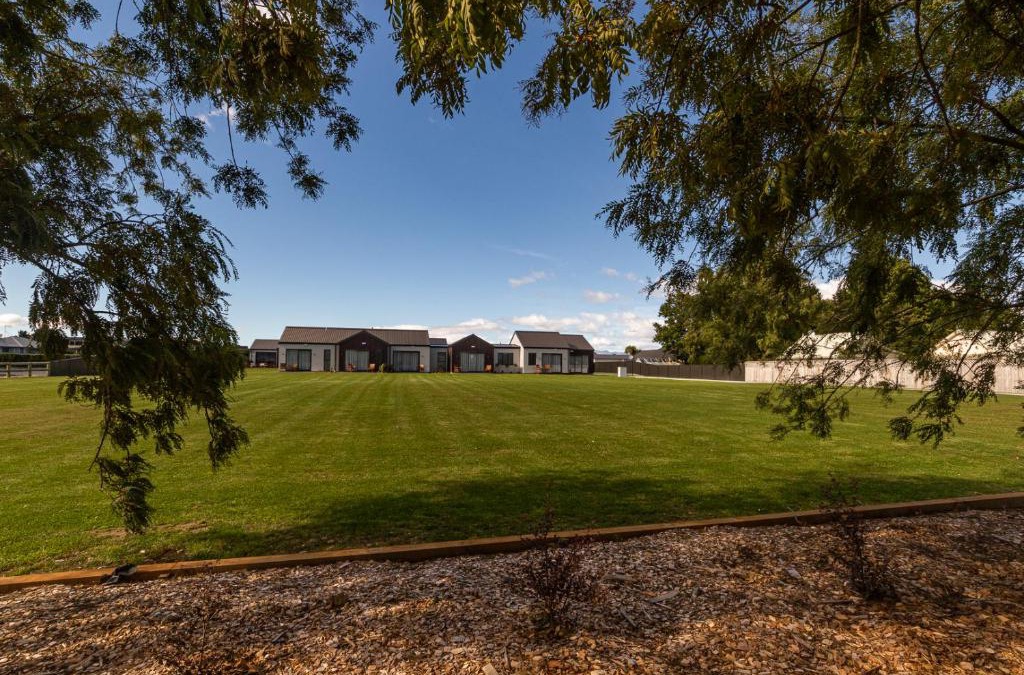 Te Anau Hotel | Annies on Milford