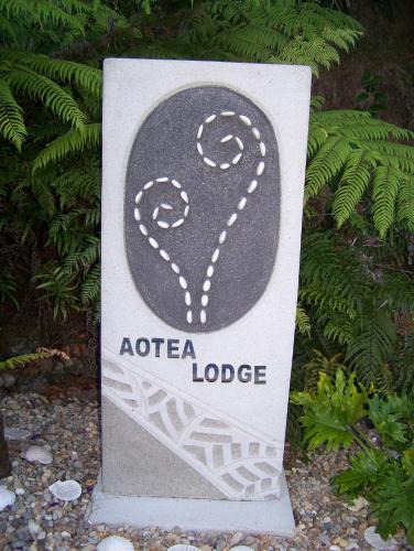 Tryphena Cabin | Aotea Lodge Escape Packages