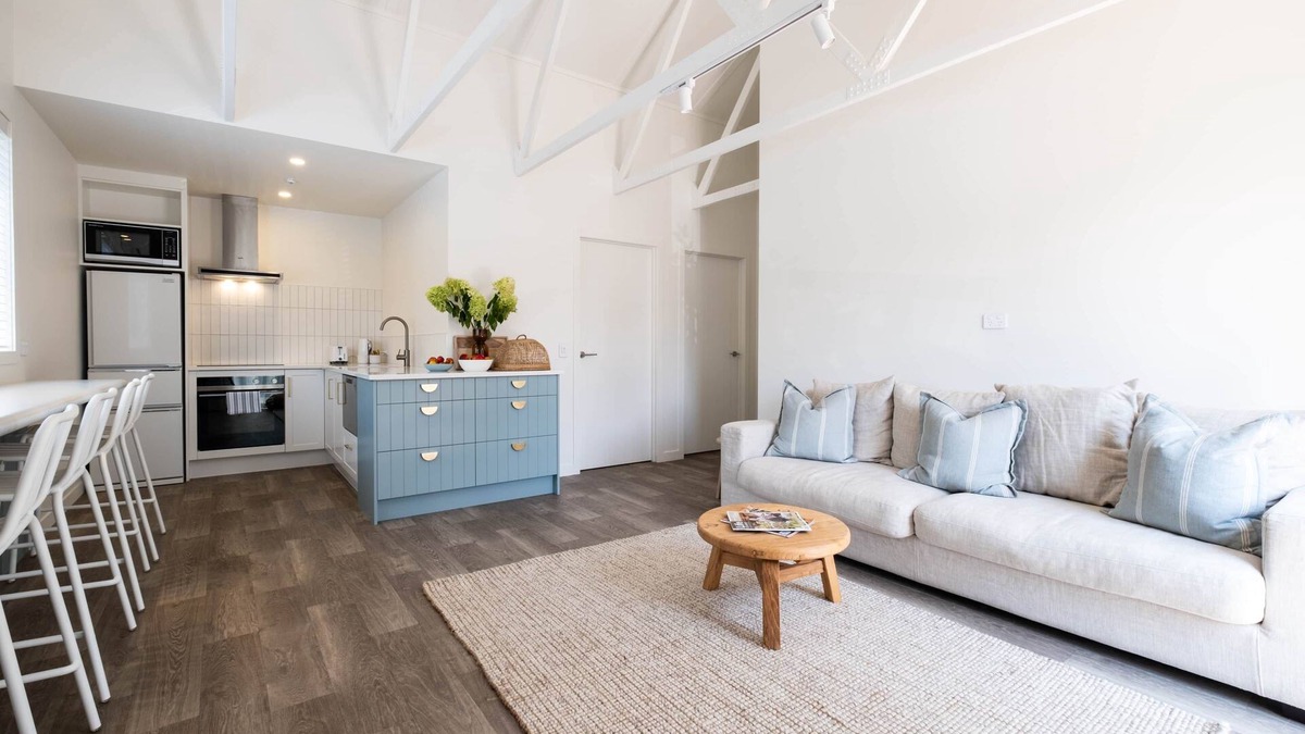 Turangi House | APARTMENT 2 - ONE BR