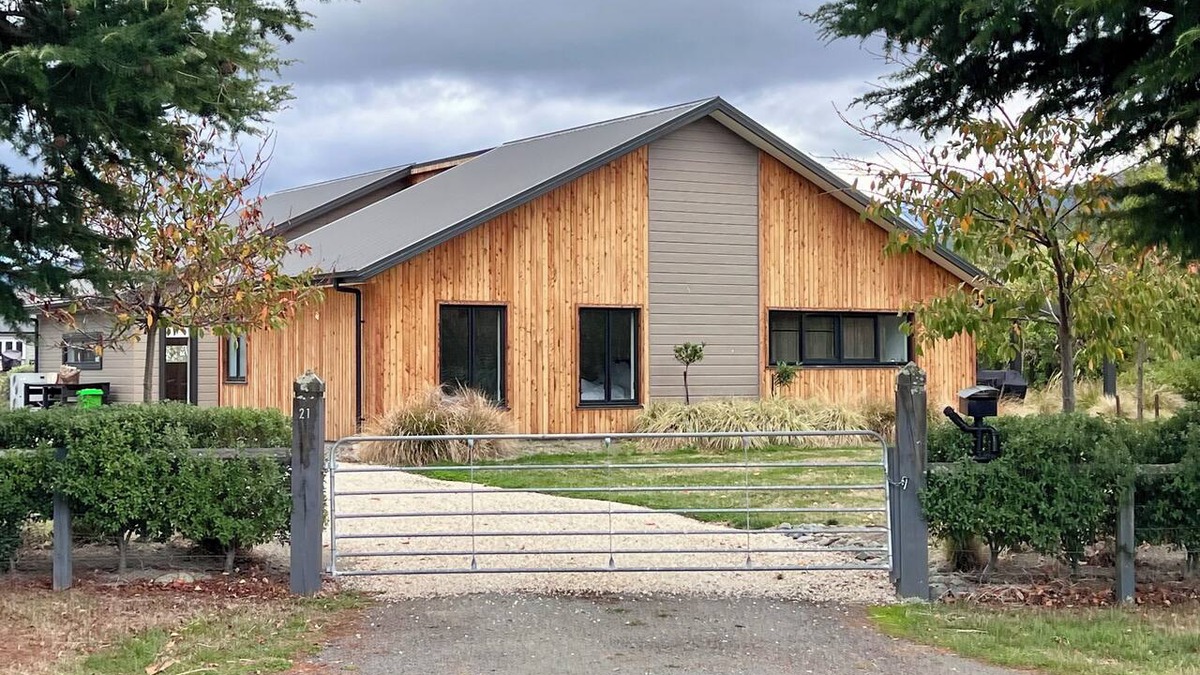 Hanmer Springs House | Argelins Retreat | Luxury Hanmer Getaway for families and groups