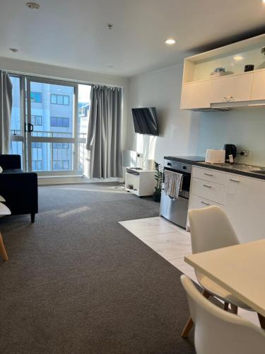 Auckland Central Business District Apartment | Arthur 2 bedroom 1 living room balcony view wifi gym swiming pool and easy parking1214