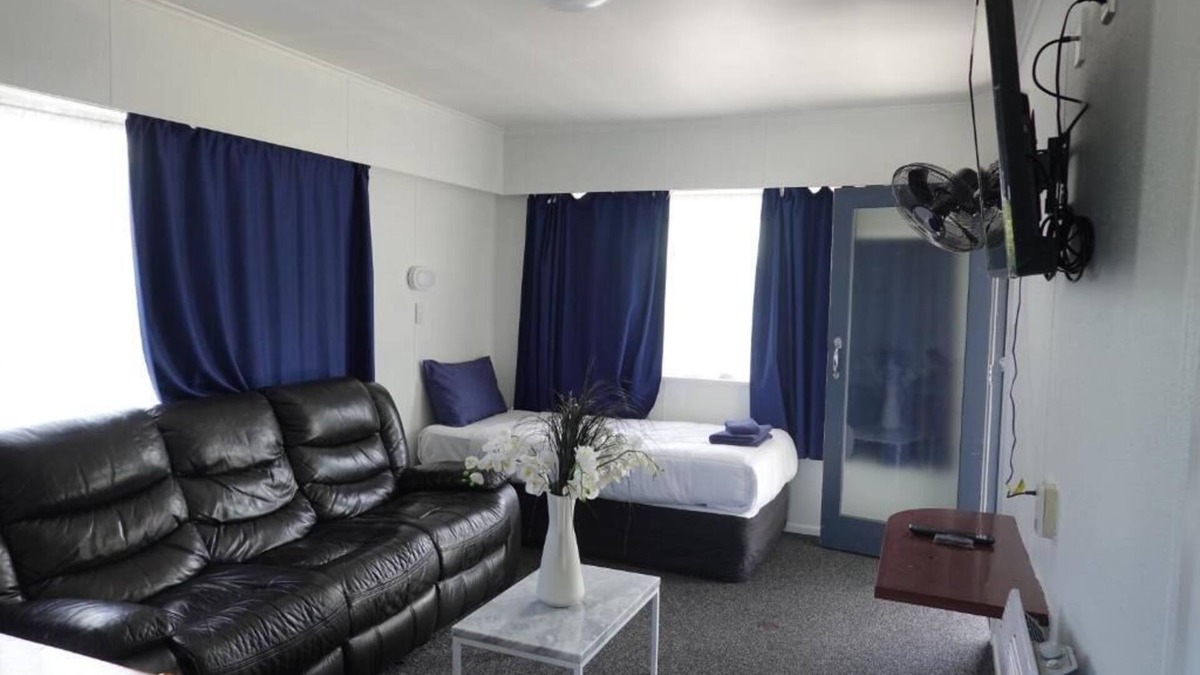 Te Rapa Hotel | Ascot Lodge Motel