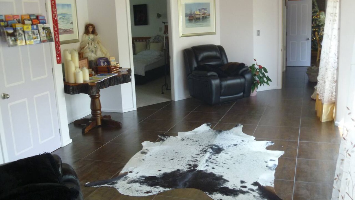 Whitianga Bed & Breakfast | At Parkland Place