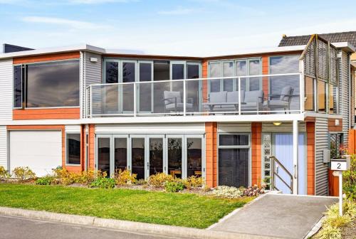 Westshore House | Ata Rangi - Beachside - Napier