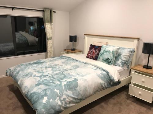 Greenlane - Ellerslie House | Auckland One Tree Hill Coby Suite