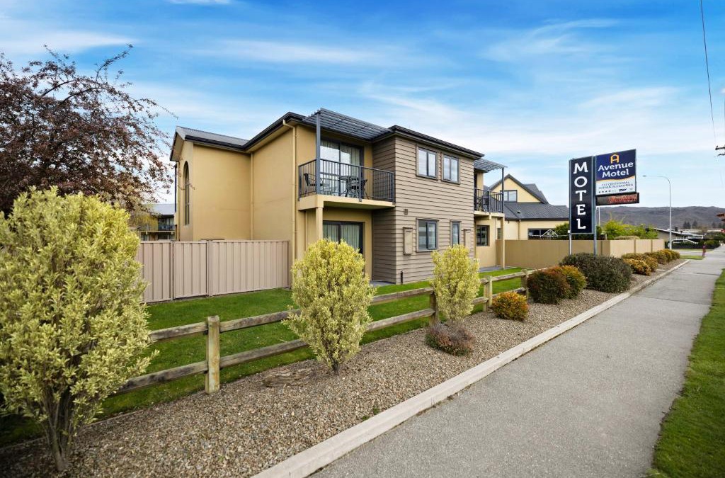 Alexandra Hotel | Avenue Motel