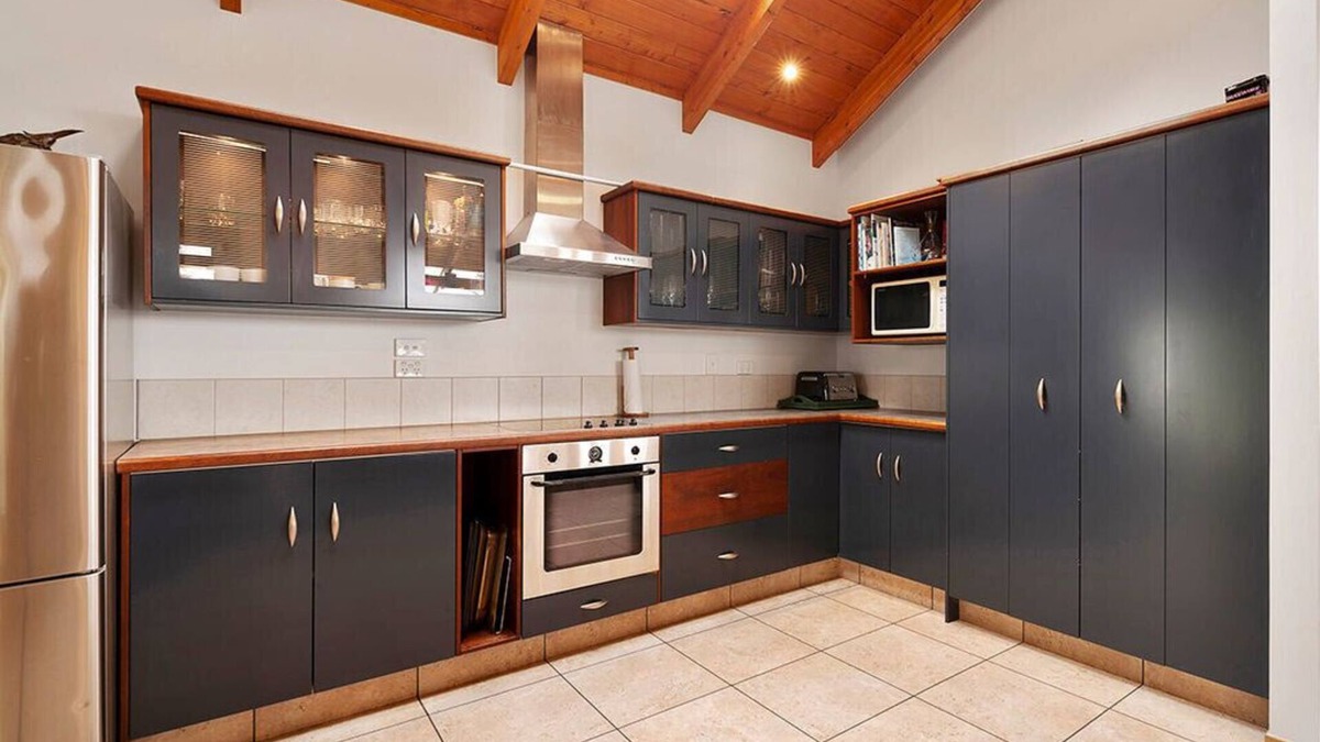 Acacia Bay Cottage | Awanui Lodge - Whakamoenga Point Holiday Home