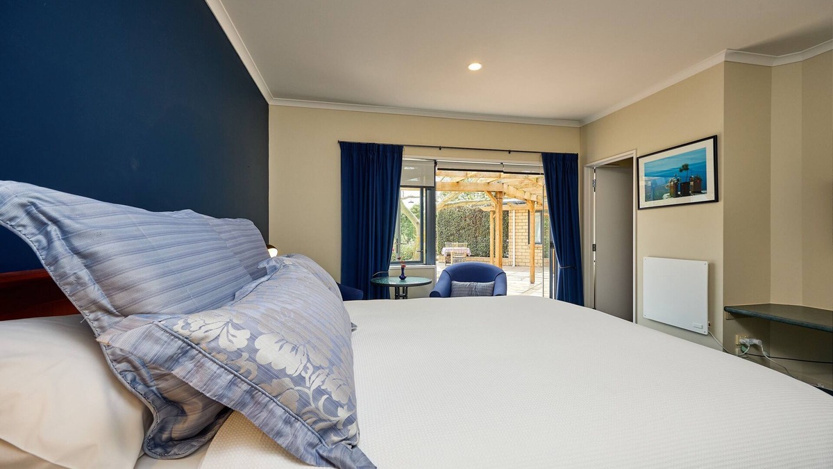 Hapuku Bed & Breakfast | Awatea Country B&B