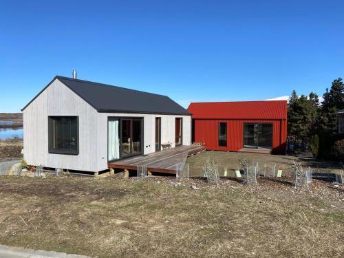 Ohau House | Backcountry hut with a modern twist