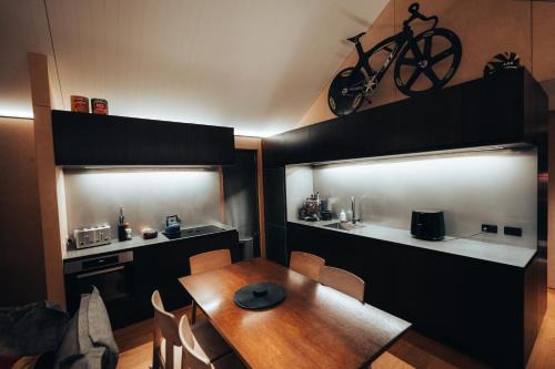 Ohau House | Backcountry hut with a modern twist