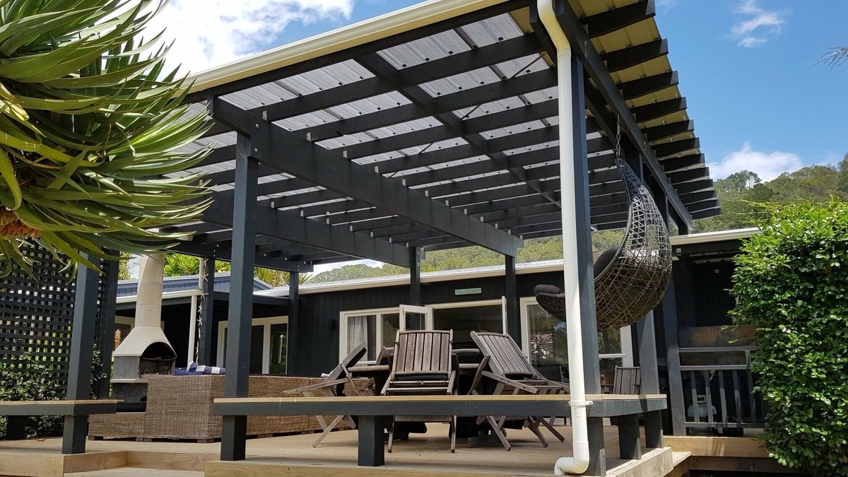 Hahei Cottage | Beachy Bliss - Hahei Holiday Home