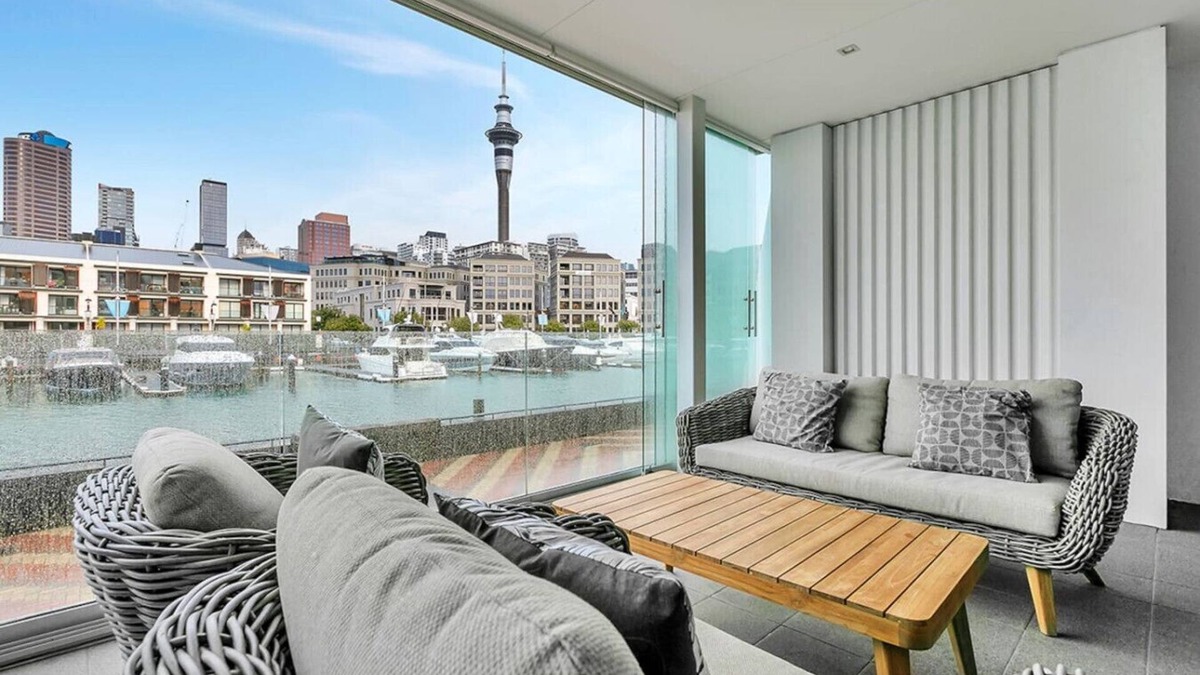 Auckland Central Business District Apartment | Beautiful 3bed Waterfront Retreat at Lighter Quay