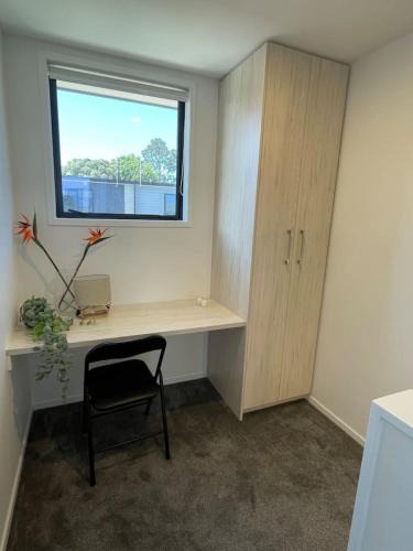 Avondale House | Beautiful Auckland 1 Bed 1 Bath