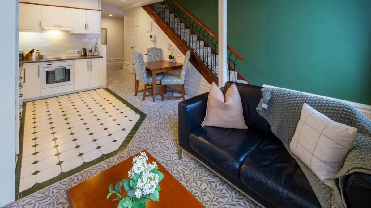 Christchurch City Centre Apartment | Beauty in the CBD - 1bed | Free Parking | Pool